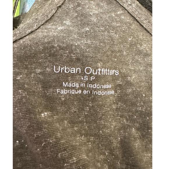 Urban Outfitters green racer back loose tank top size small - Picture 3 of 9